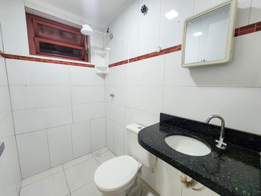 Apto El Shadday 301 Cento E Cinquenta Metros Do Mar Бомбиняс Екстериор снимка